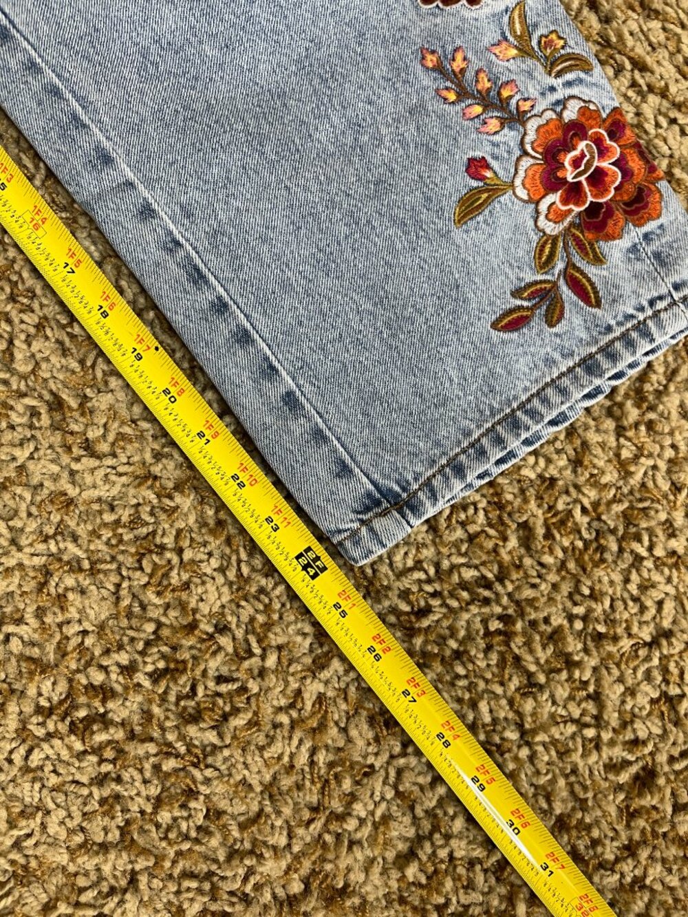Driftwood Barbara Barrel Women's New Jeans with Floral Embroidery, Size 10 - Picture 15 of 15